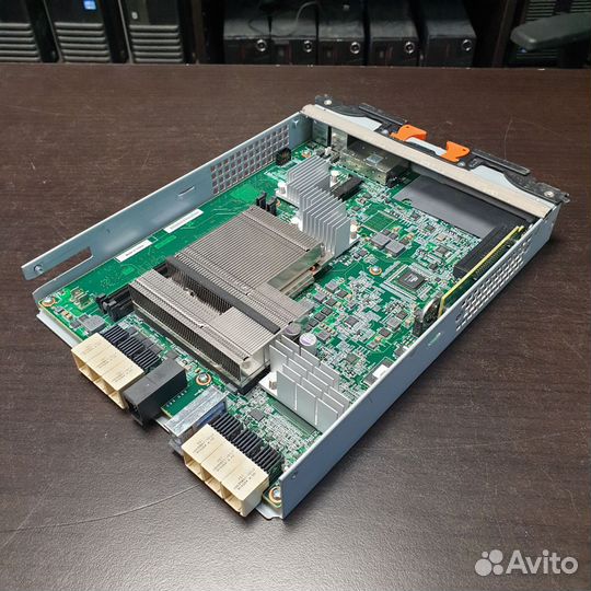 Модуль контроллера IBM storwize V5000 R0793-F0003