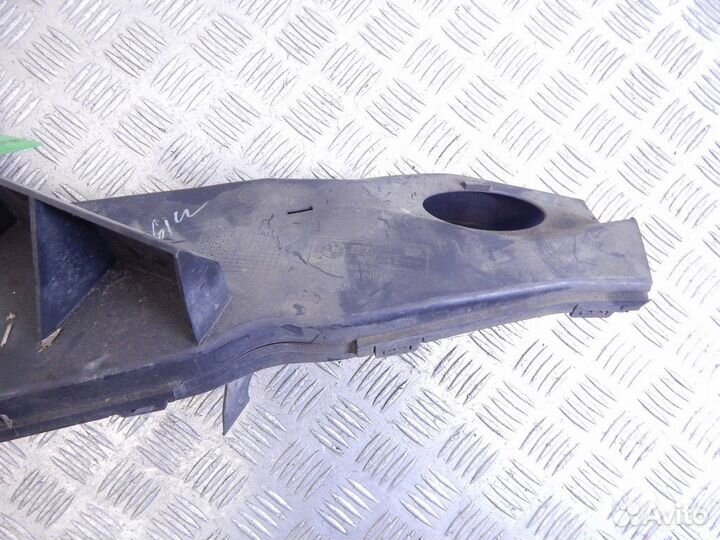 Воздуховод пластмассовый BMW E53