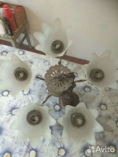 Люстра на 5 рожков, б/у