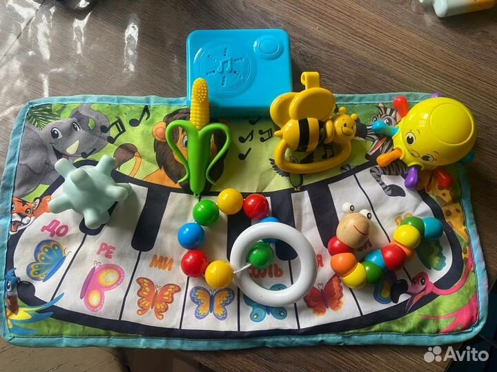 Развивающие игрушки от 0 до 2 лет подвеска