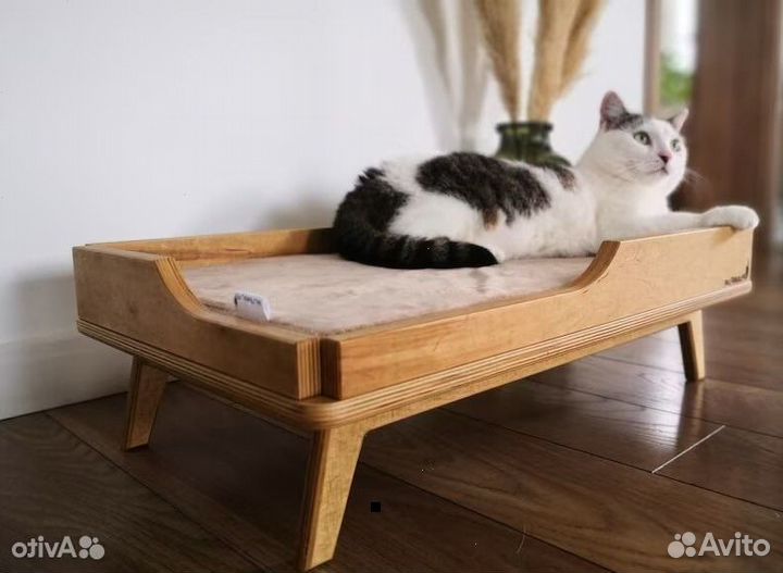 Лежанка для кошек / домик