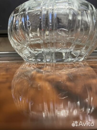 Большая хрустальная ваза для цветов