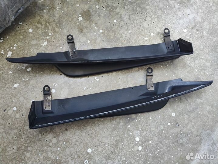 Накладки заднего бампера Sti Subaru Levorg