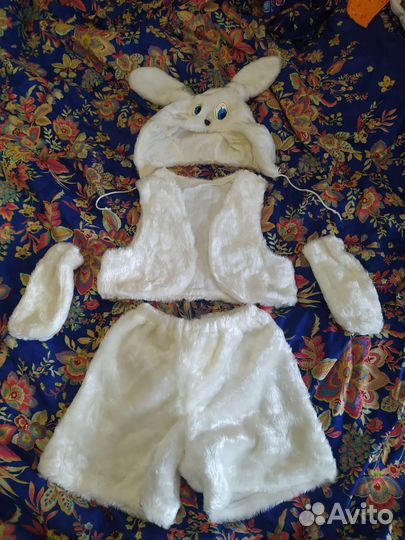 Новогодний костюм зайца
