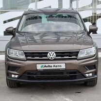 Volkswagen Tiguan 2.0 AMT, 2018, 56 344 км, с пробегом, цена 2 749 000 руб.