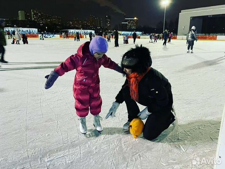 Тренер / инструктор по фигурному катанию