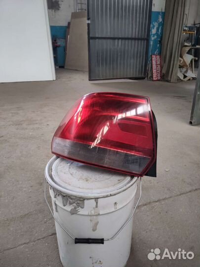 Задний фонарь polo sedan