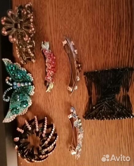 Заколки для волос