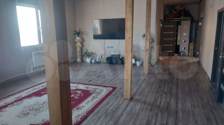 Дом 187 м² на участке 15 сот.