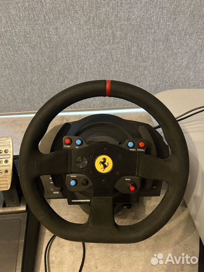 Руль thrustmaster T300 alcantara