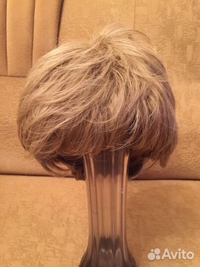 Парик женский