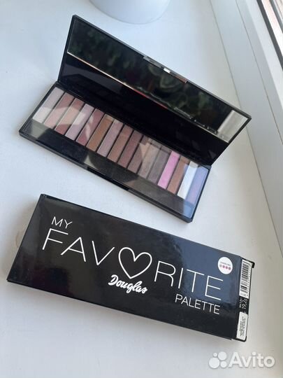 Палитра теней Douglas