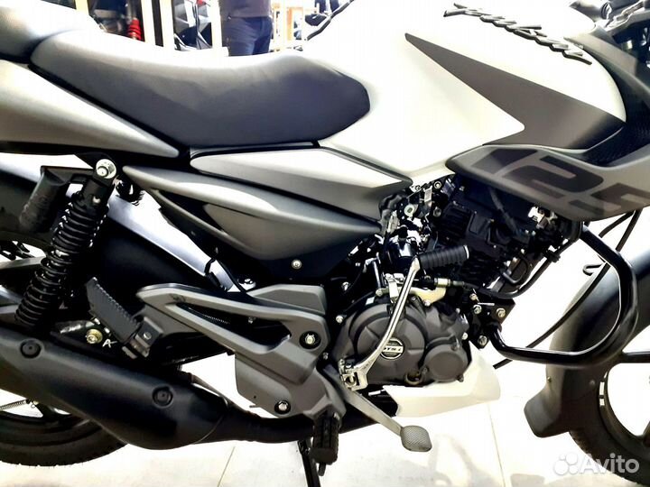 Мотоцикл bajaj Pulsar NS125 CBS белый, А1