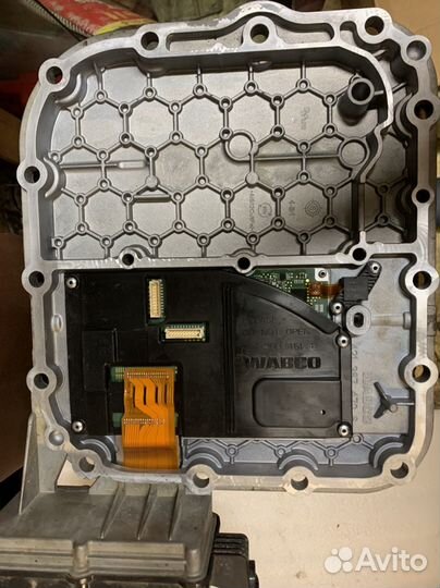 Блок управления АКПП Volvo, крышка АКПП