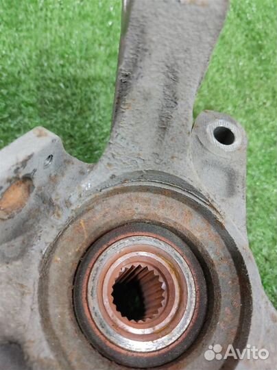 Кулак передний левый Chevrolet aveo T255 2008