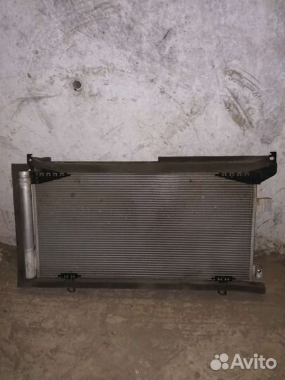 Радиатор кондиционера на Subaru Forester 4 SJ