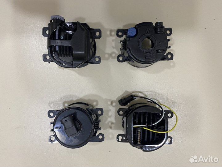 Туманка (1шт) Ford Fiesta (Mk5) 2002-2008