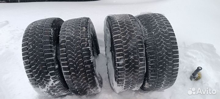 Yokohama Ice Guard F700Z 255/70 R16 111Q