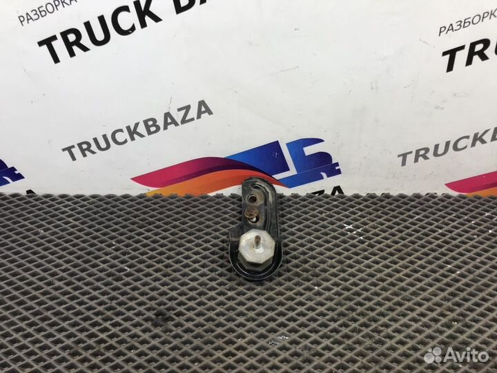 9418300214 Кронштейн воздухозаборника нижний