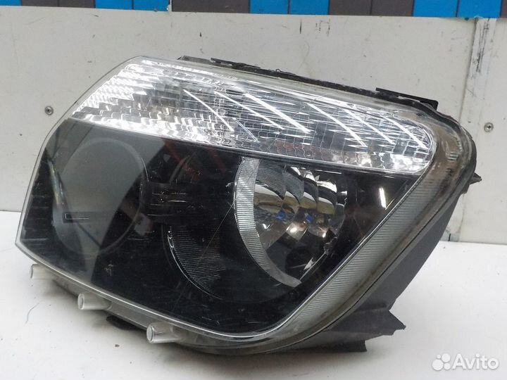 Фара левая Renault Duster 2012