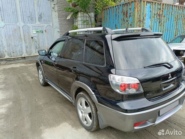 Mitsubishi Outlander 2.4 AT, 2004, 160 000 км