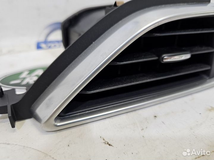 Дефлектор салона воздушный Jaguar XE I X760 F-pace