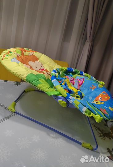 Шезлонг для новорожденных