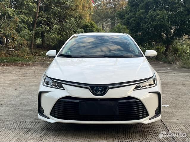 Toyota Corolla 1.8 CVT, 2021, 30 000 км