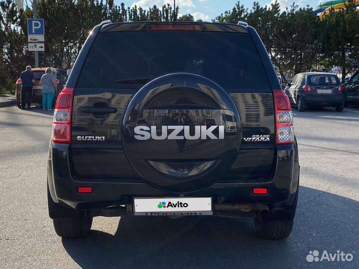 Suzuki Grand Vitara 2.0 AT, 2010, 150 000 км
