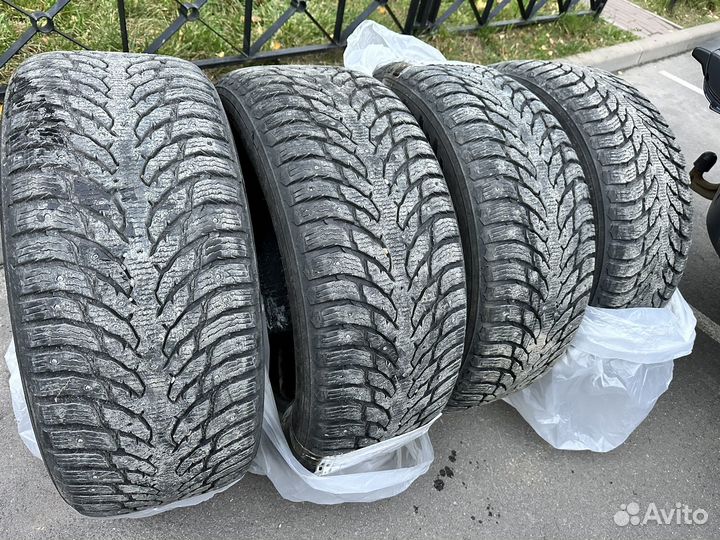 Nokian Tyres Hakkapeliitta 9 SUV 285/50 R20 116T