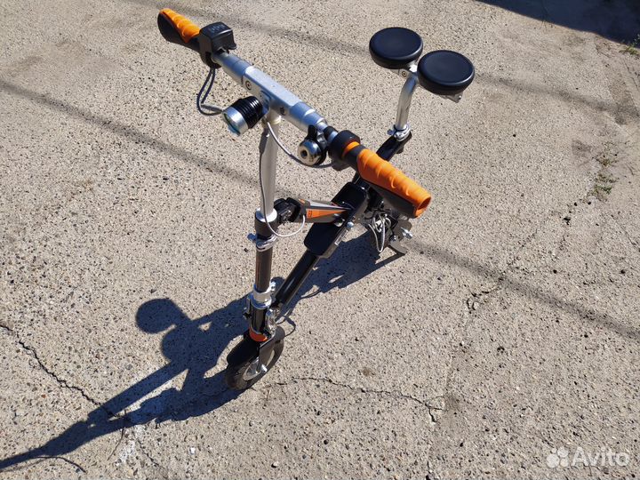 Электроскутер Airwheel E6