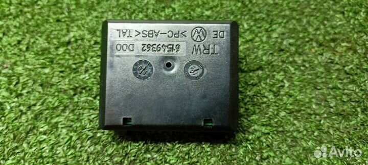 Блок электронный VW Touareg 2002-2010