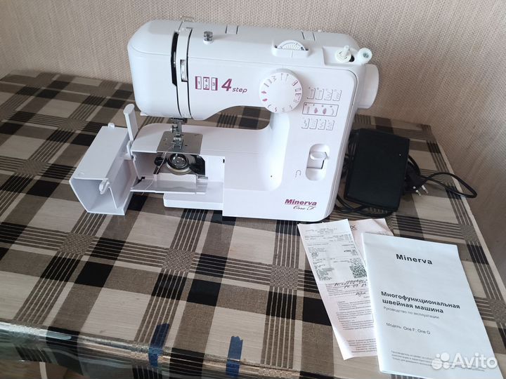 Швейная машина minerva
