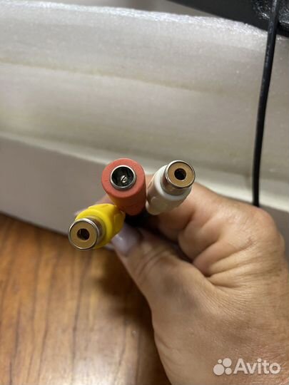 Зеркало салонное с монитором