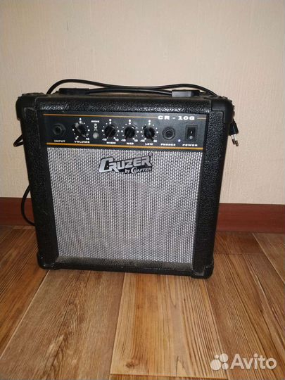 Комбоусилитель Cruzer CR-10G