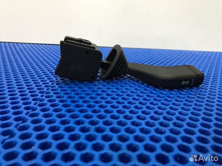 Подрулевой переключатель поворотников левый Opel