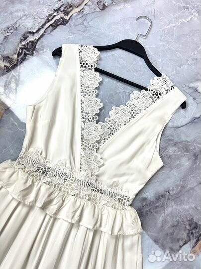 Платье Valentino