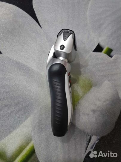 Электробритва Panasonic ES-RT51