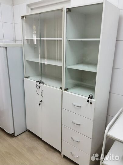 Медицинский Шкаф Стол Стул Тумба