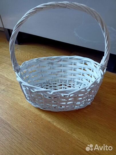 Корзина плетеная
