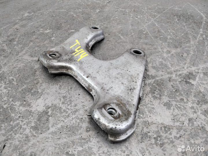 Пластина крепежная Bmw 5 E60 рестайлинг N53B30