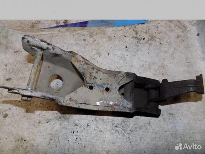 Кронштейн двигателя задний Nexia 1995-2016