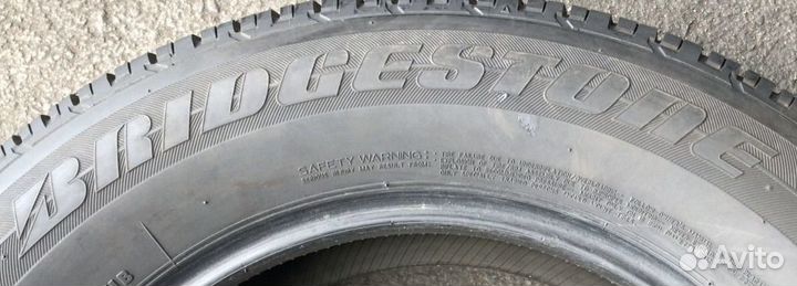 Bridgestone Dueler H/P Sport 215/65 R16