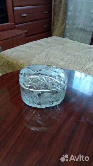 Конфетница, как шкатулочка хрустальная