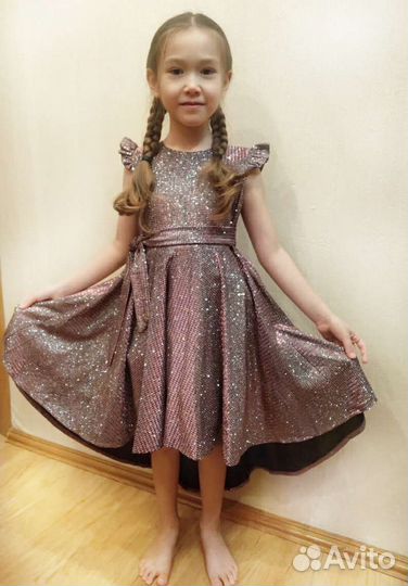 Платье на девочку