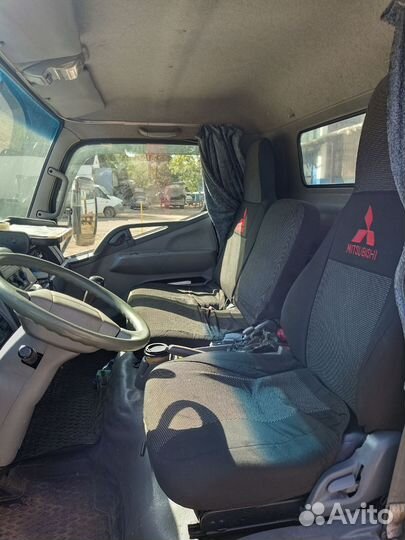 Mitsubishi Fuso Canter с КМУ, 2013