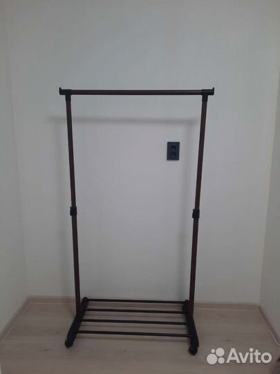 Вешалка напольная