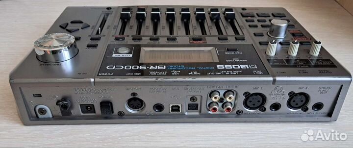 Boss BR-900CD цифровая портастудия