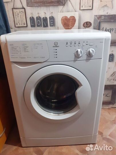 Люк стиральной машины indesit