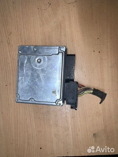 Блок управления двигателем BMW 3 2.0 D